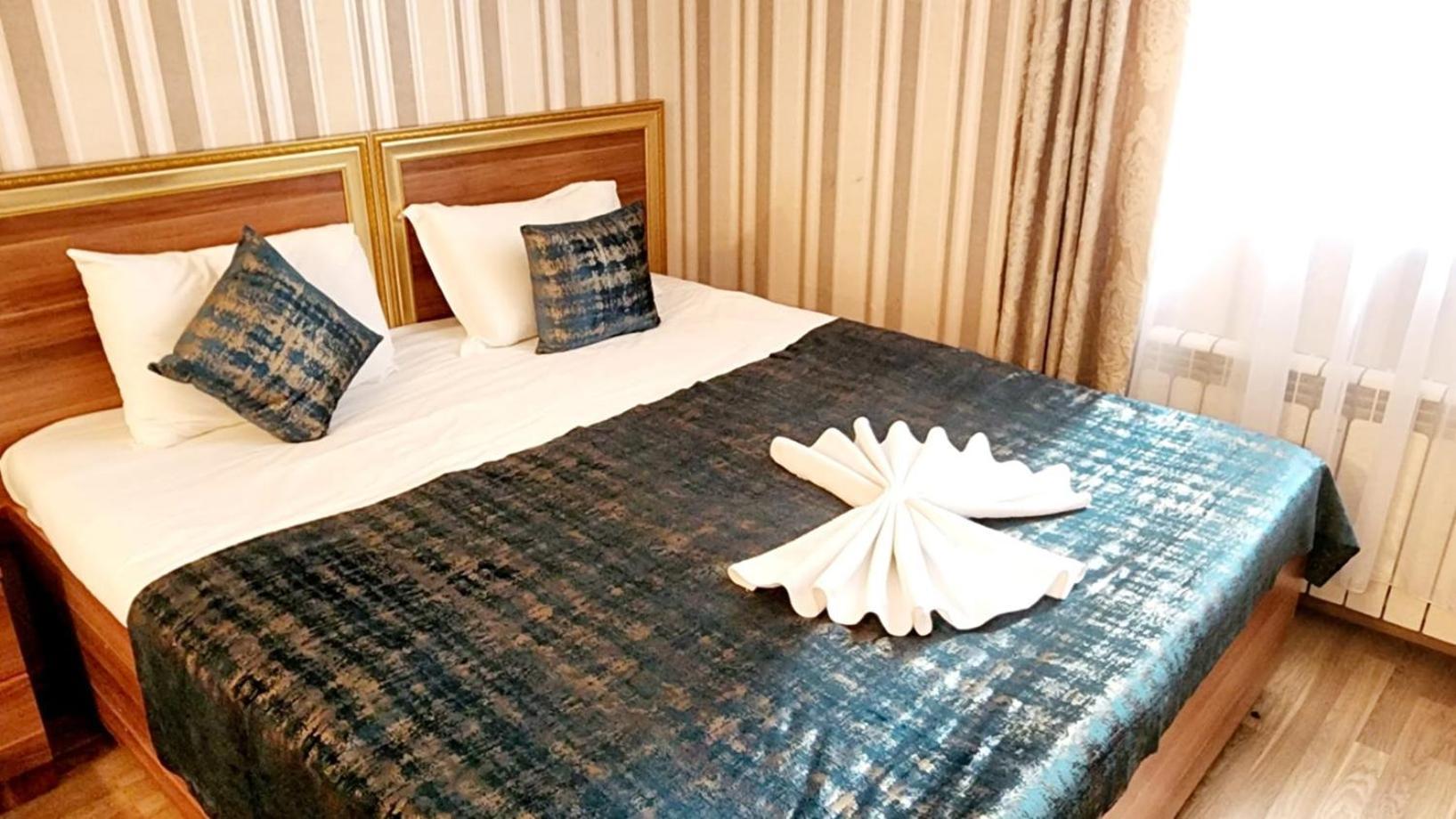 Ariva Center Hotel Xetai Bakoe Buitenkant foto